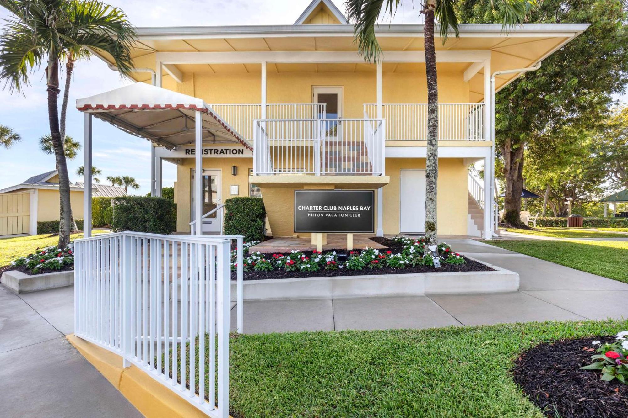 Charter Club Resort Of Naples Bay Extérieur photo